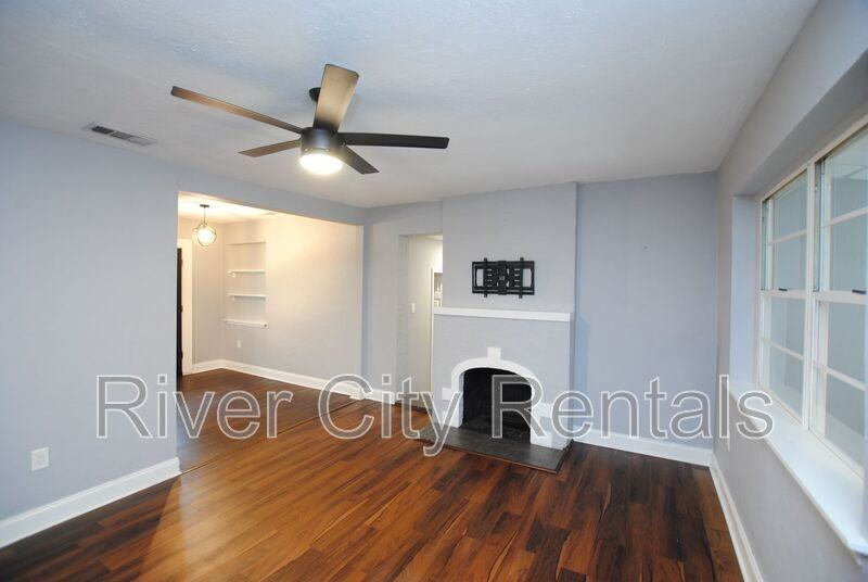 4611 Blount Ave - Photo 5 of 26