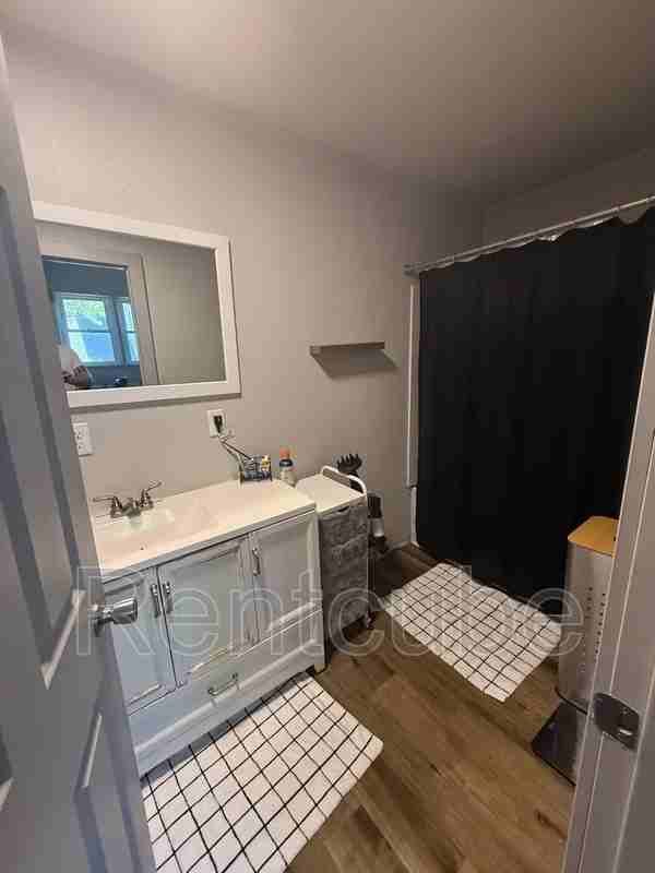 232 Cardiff St - Photo 6 of 9