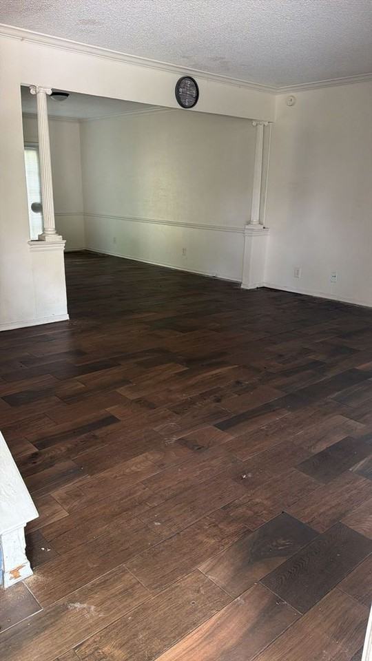Royal Oaks - Photo 3 of 21