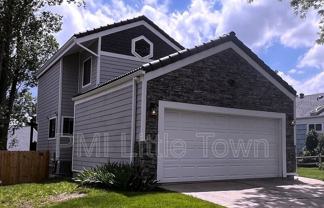 10772 W Berry Ave - Photo 1 of 1