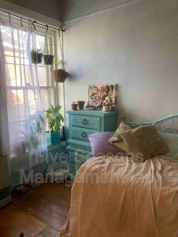 71 S Willard St - Photo 4 of 14
