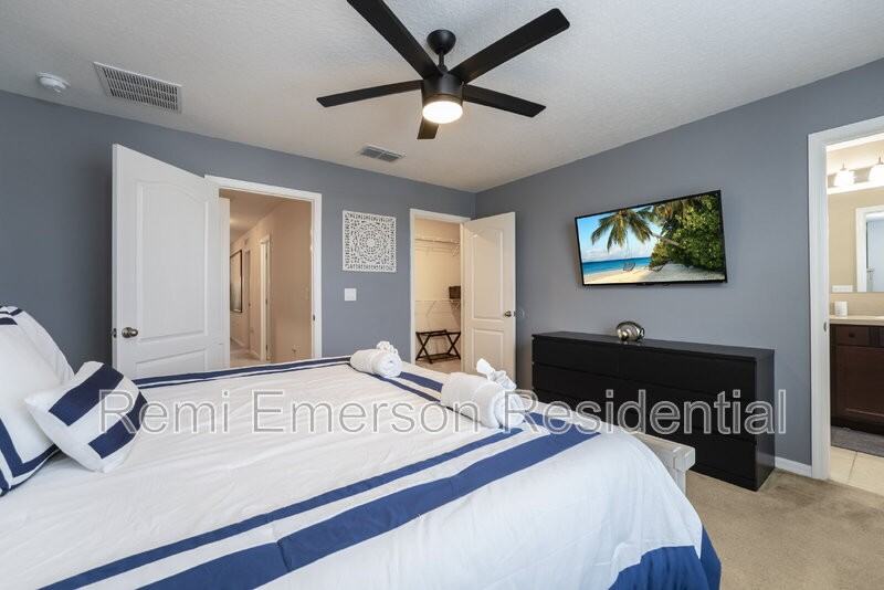 269 Primrose Dr - Photo 3 of 17