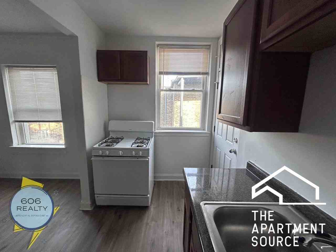 7340 N Damen Ave #2 - Photo 5 of 20
