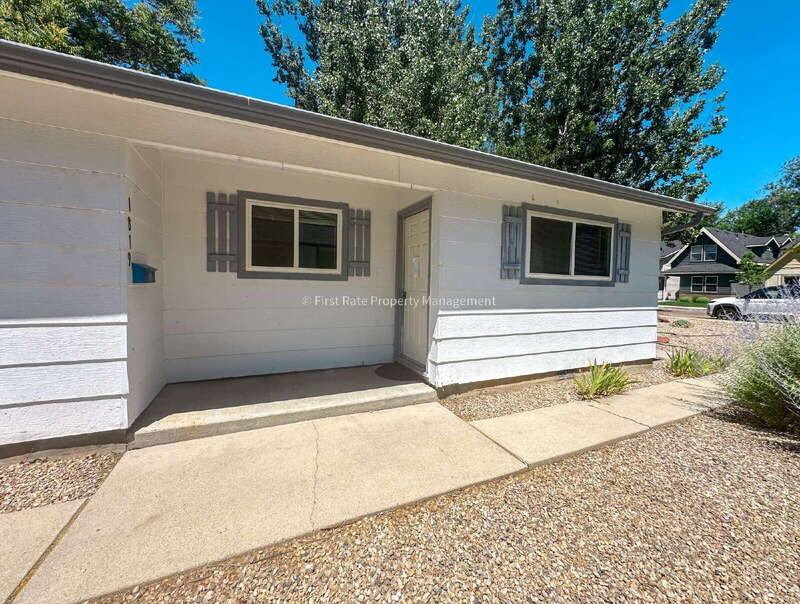 1821 S Jessie St - Photo 3 of 20