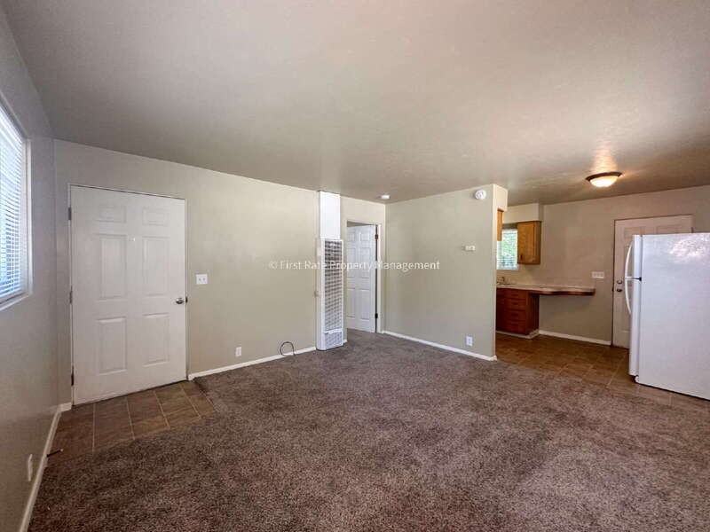 1821 S Jessie St - Photo 5 of 20