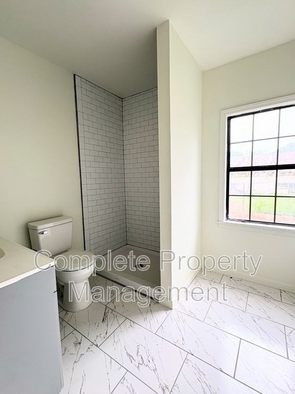 1120 15th Pl Sw - Photo 3 of 8