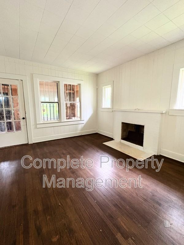 1120 15th Pl Sw - Photo 4 of 8