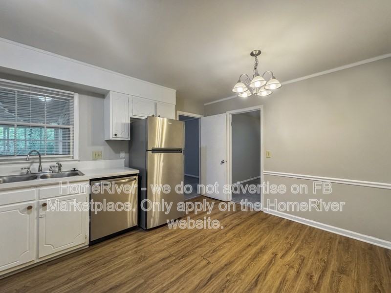 5403 Amberhill Dr - Photo 5 of 25