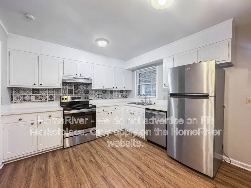 5403 Amberhill Dr - Photo 6 of 25