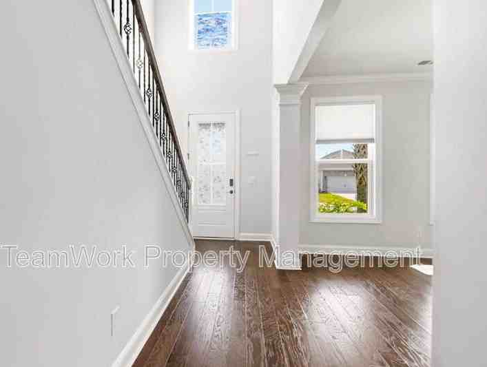 233 Seaworthy St - Photo 5 of 36