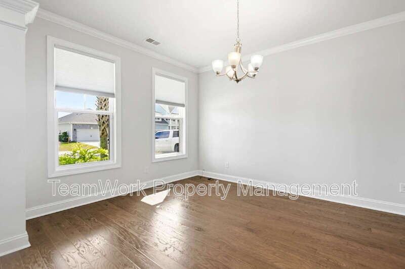 233 Seaworthy St - Photo 7 of 36