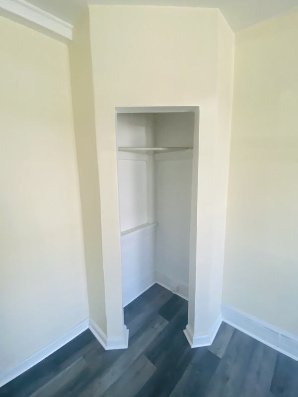 144 W Jackson St - Photo 6 of 36
