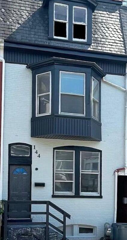 144 W Jackson St - Photo 2 of 33