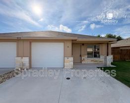 912 Mason Dr Apt B #Apt B - Photo 1 of 1