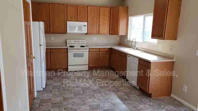 4681 Tetman Ln - Photo 6 of 13