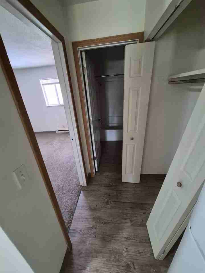 Park Manor - Photo 2 of 10