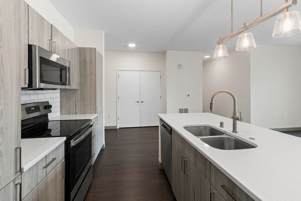 The Atwater - Photo 2 of 50