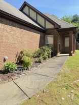 109 Oxmoor Place Cir - Photo 1 of 1