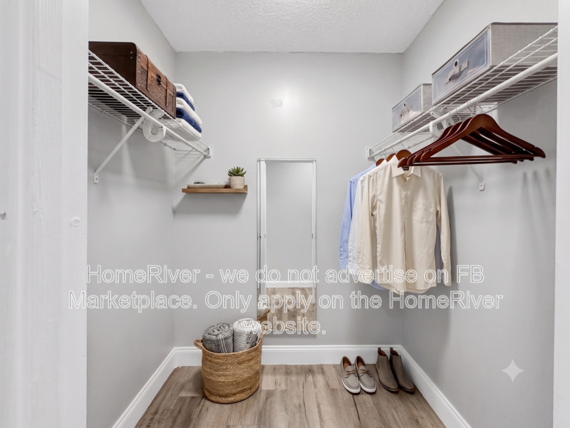 2015 Oleander Blvd #D - Photo 6 of 17