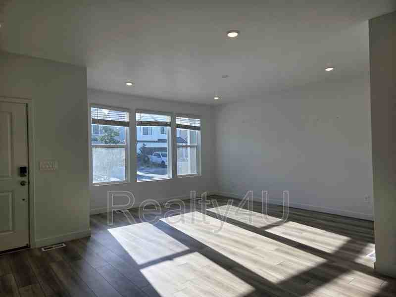 10026 N Dorado Way - Photo 7 of 28