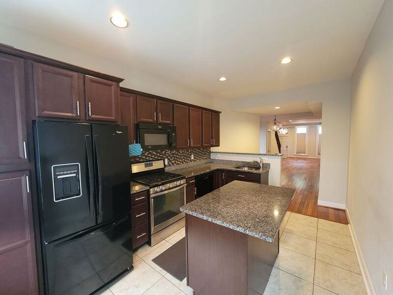 9 N Luzerne Ave - Photo 6 of 22