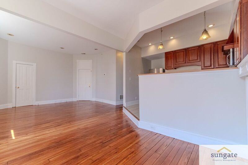 1729 Park Ave #4 - Photo 5 of 17
