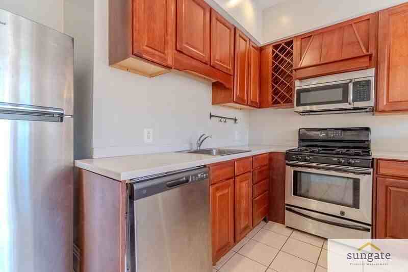 1729 Park Ave #4 - Photo 7 of 17
