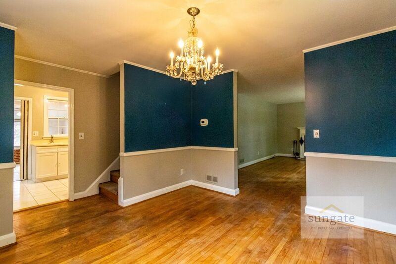 326 Lincoln Ave - Photo 6 of 23