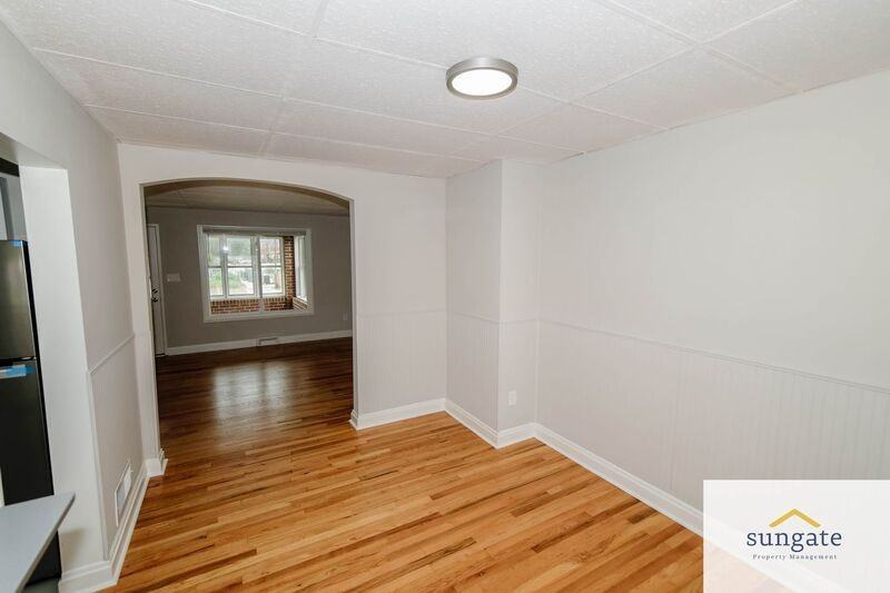 3427 N Point Rd - Photo 6 of 43