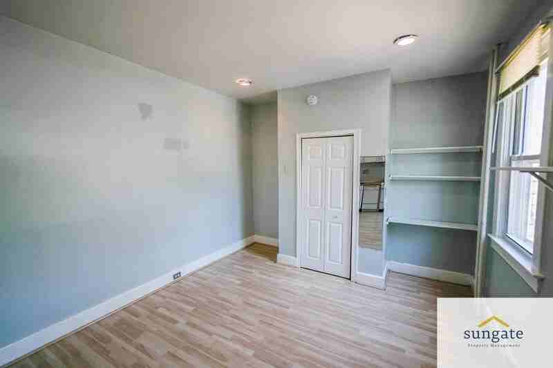 500 S Collington Ave #B - Photo 3 of 14