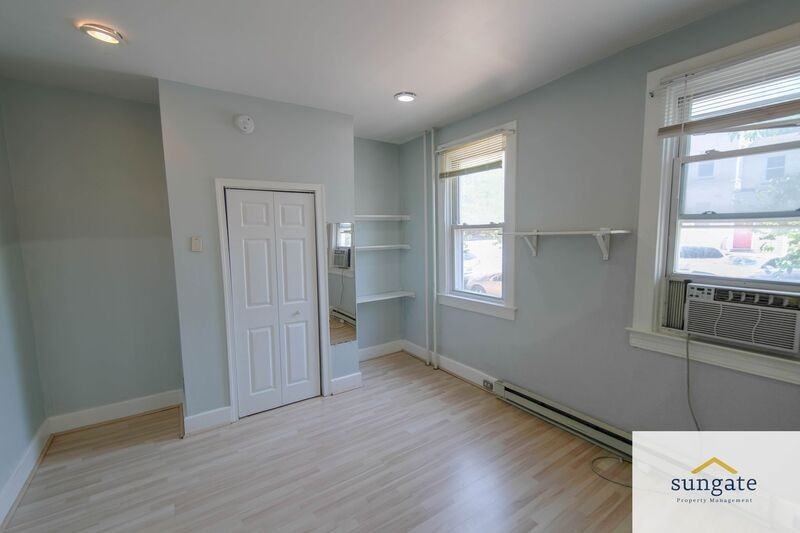 500 S Collington Ave #B - Photo 4 of 14