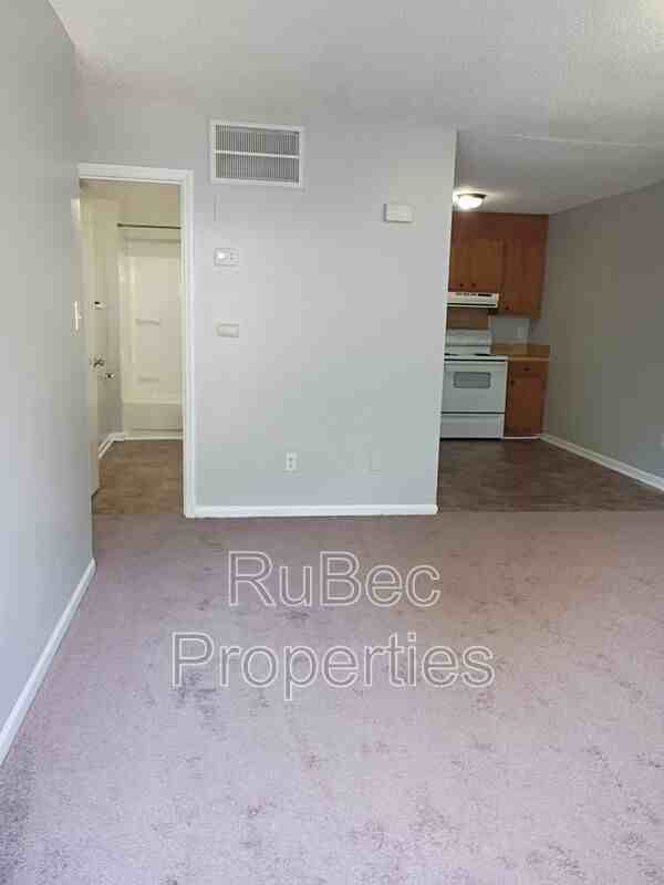 416 S Weldon St - Photo 3 of 7