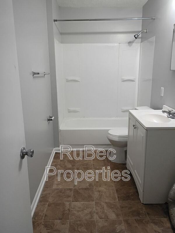 416 S Weldon St - Photo 5 of 7