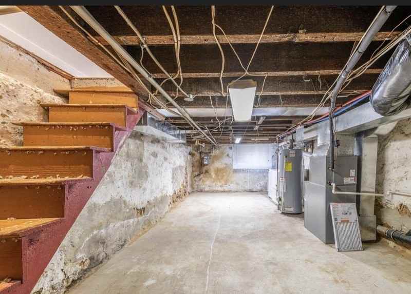 2649 S Bouvier St - Photo 6 of 19
