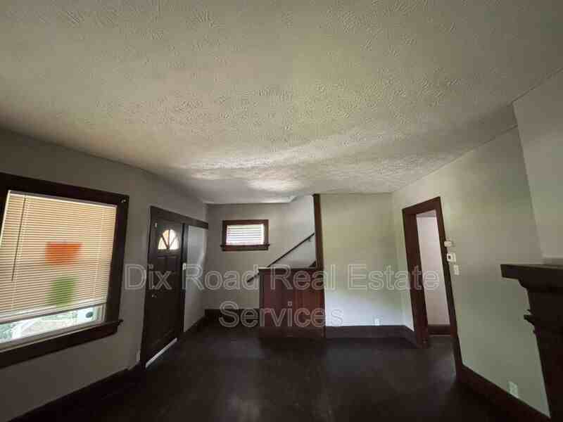 1501 Viola Ave - Photo 7 of 36