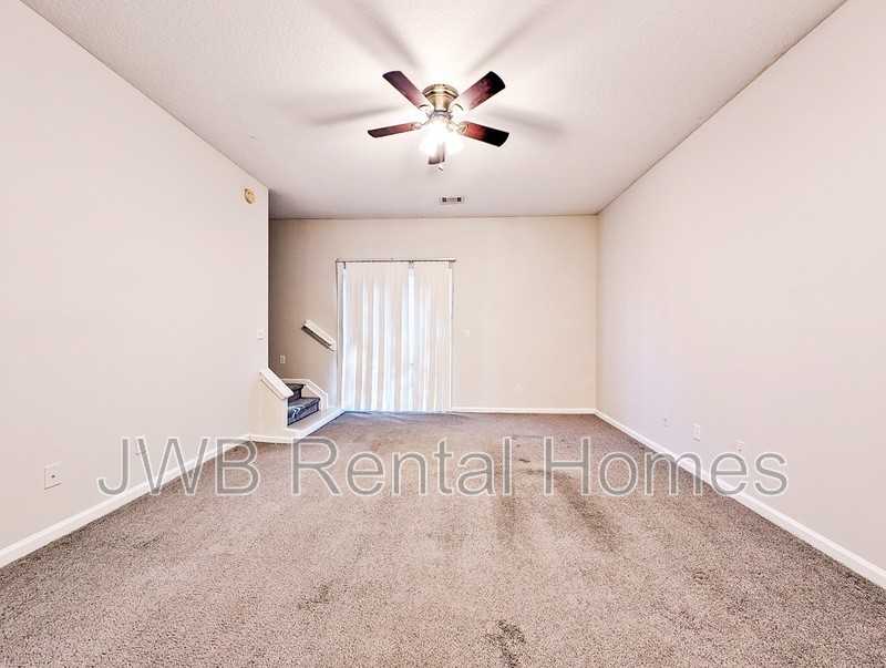 4807 Playpen Dr - Photo 6 of 12