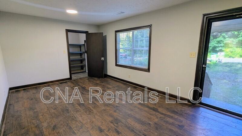104 E Acres Dr Se - Photo 3 of 16
