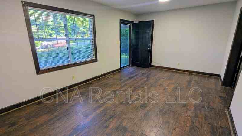 104 E Acres Dr Se - Photo 4 of 16
