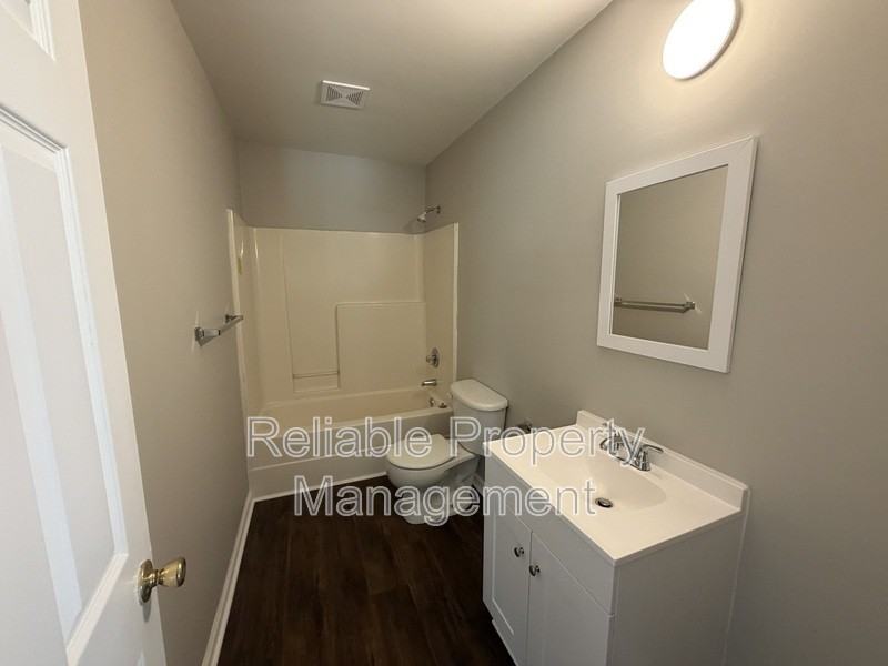 604 Winston Cir - Photo 7 of 9