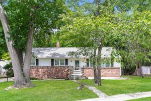 featured image of 359 Lake Blvd