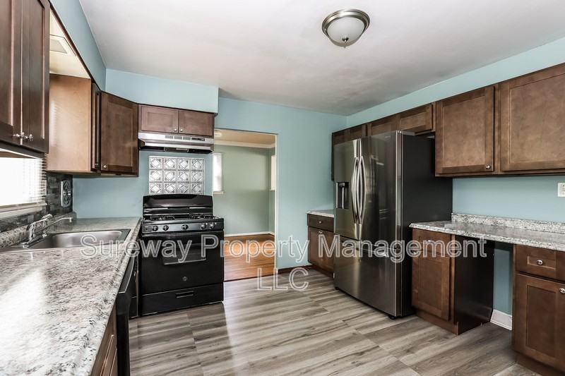 359 Lake Blvd - Photo 5 of 15