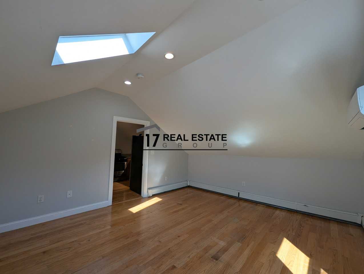 21 Chestnut Hill Ave #3 - Photo 4 of 8
