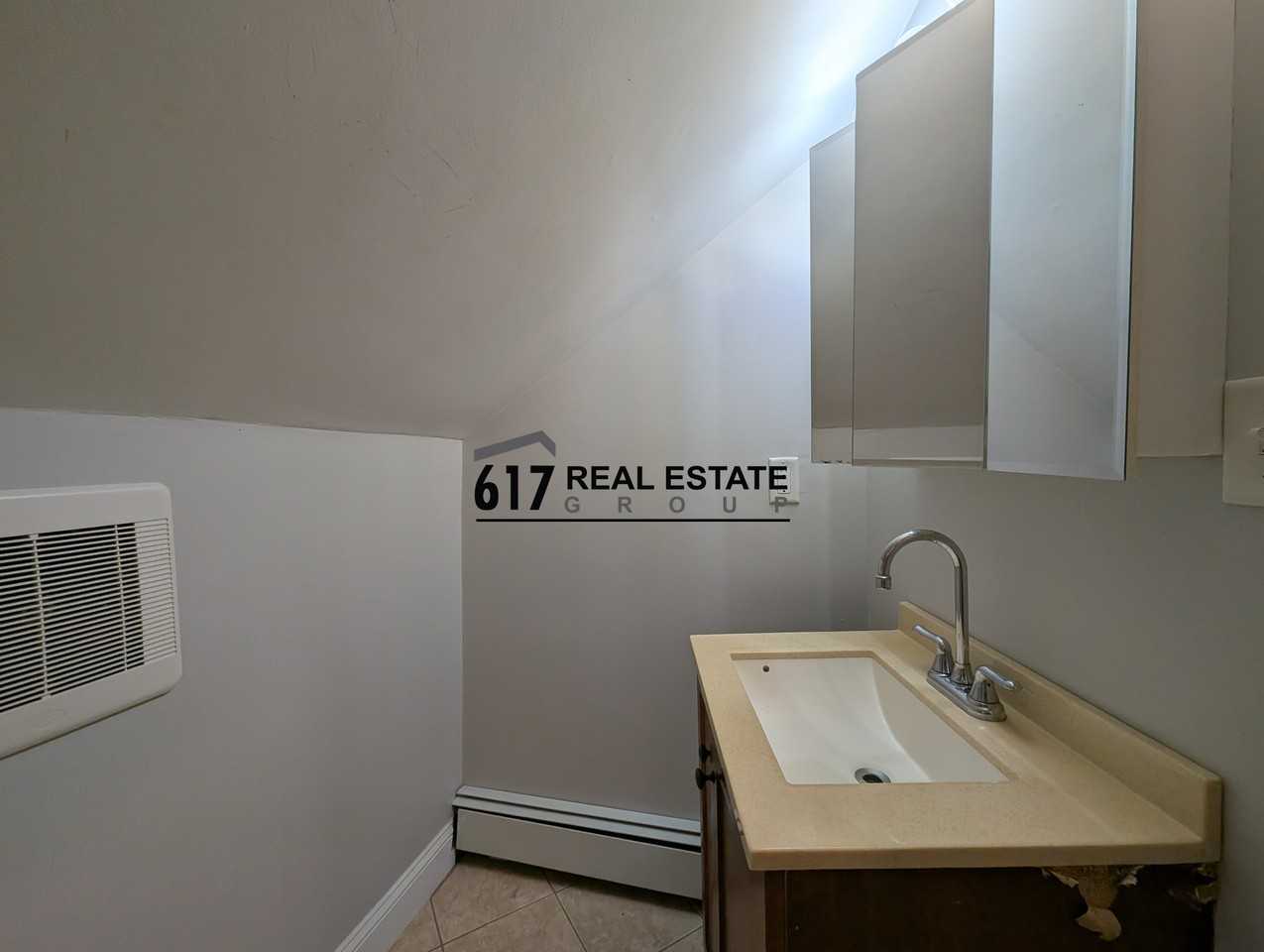 21 Chestnut Hill Ave #3 - Photo 7 of 8
