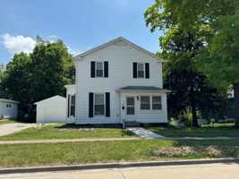 featured image of 809 Kern St