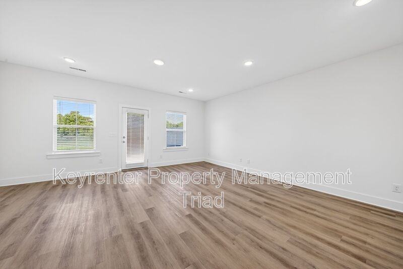 3611 Bridleton Ridge Trl - Photo 4 of 42