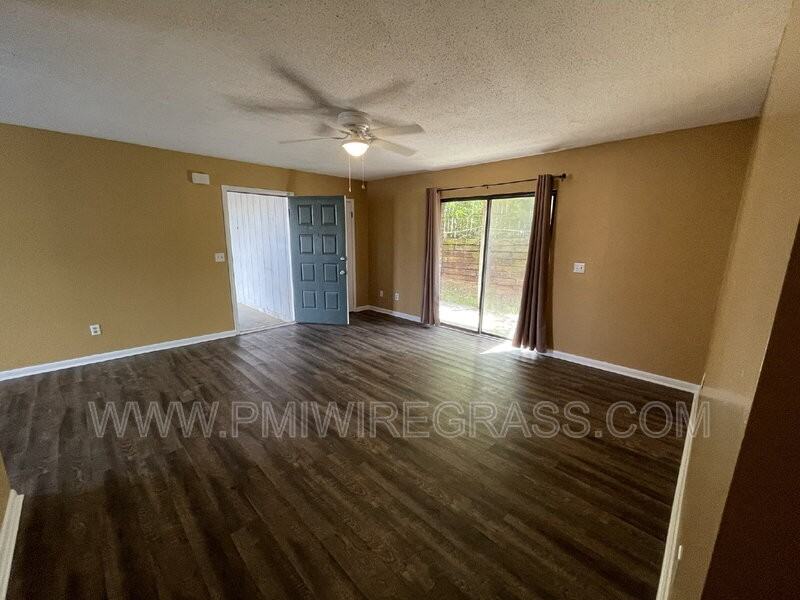209 Apache Dr #8A - Photo 3 of 15