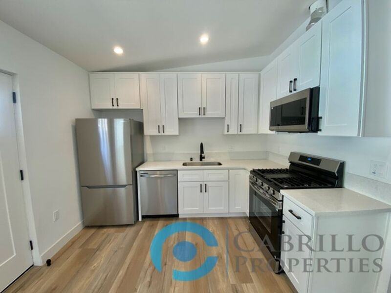 5065 Chaparral Way - Photo 2 of 9
