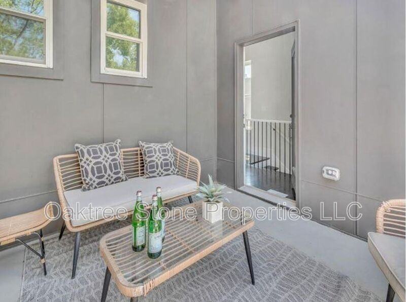 456 Parkway Dr Ne #6 - Photo 2 of 23