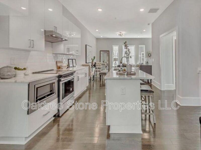 456 Parkway Dr Ne #6 - Photo 4 of 23
