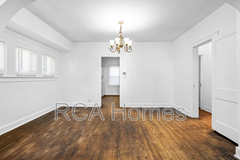 1619 E Tabor St - Photo 3 of 11